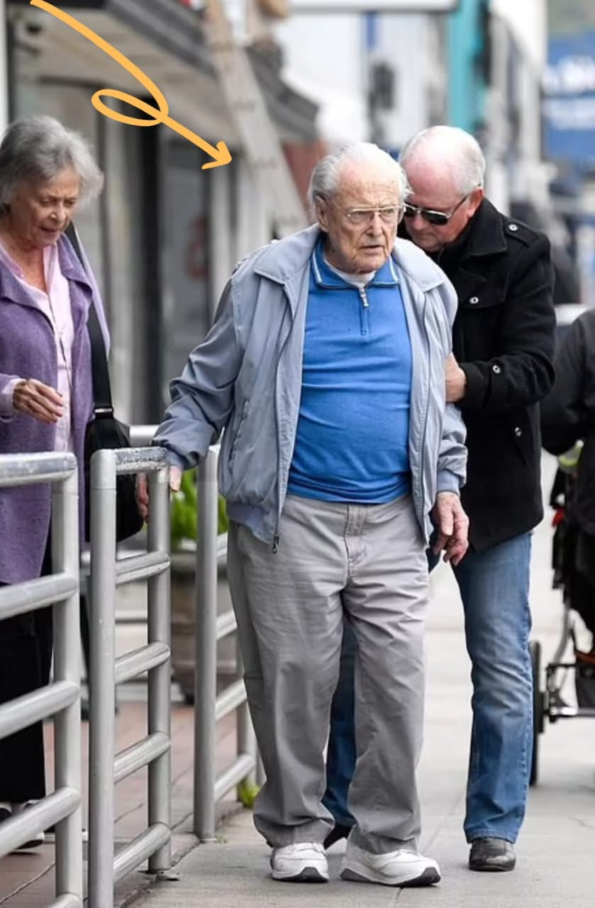 Still Going Strong At 98: A Screen Legend’s Quiet Birthday and Timeless Impact.Who Is This Man Who Stole Million Hearts, Know In The First Comment⬇️