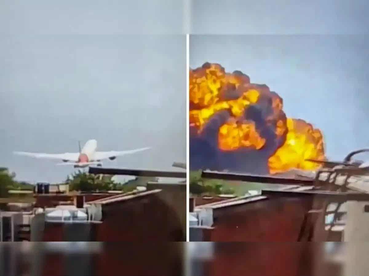 RIGHT NOW, PLANE WITH MORE THAN 244 ONBOARD JUST CRASH… See more