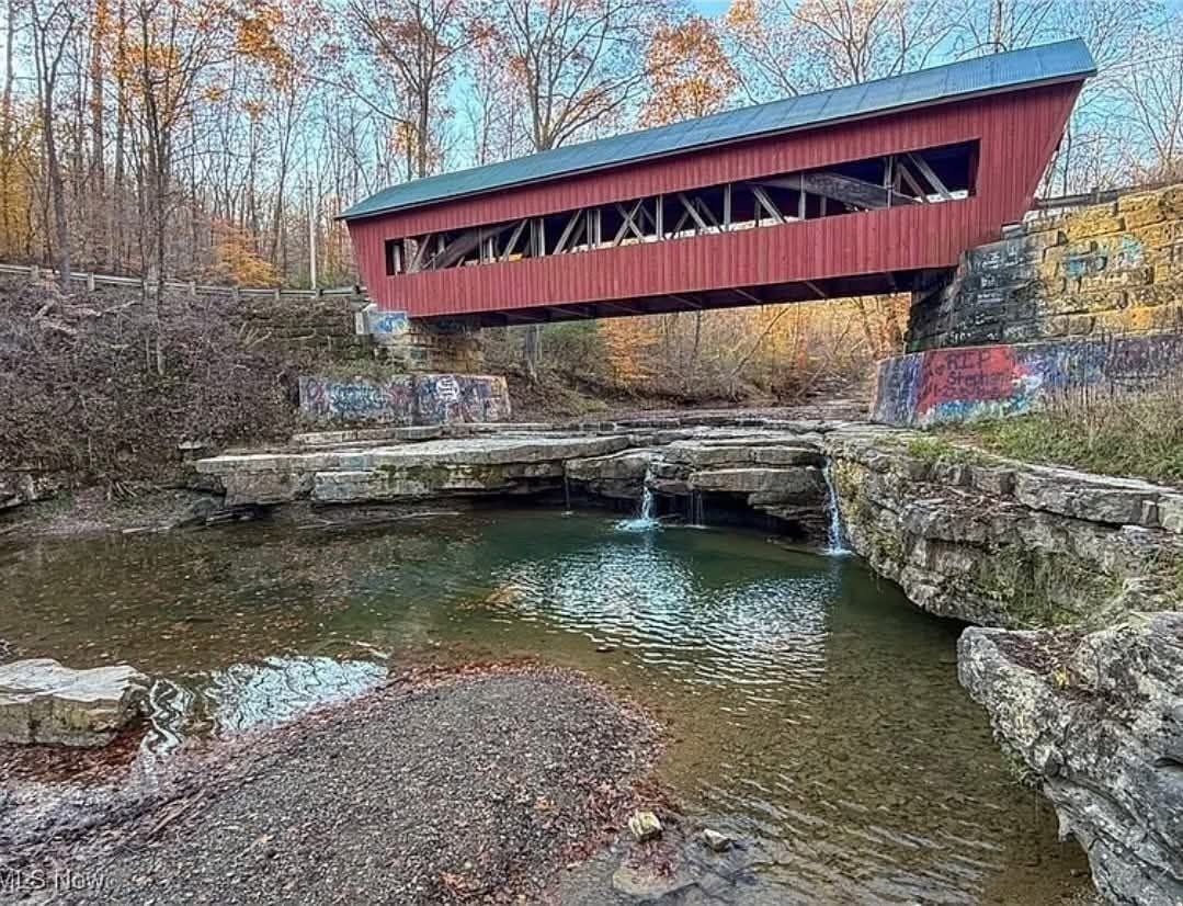 27 Acres 😯 With a Covered Bridge & a Creek.  Beautiful Views. $149,900… DETAILS⤵️