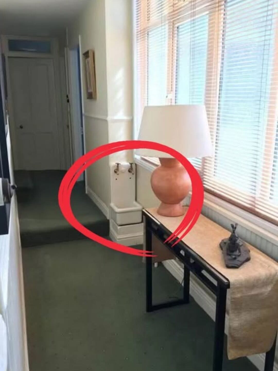 I bought a new house, and there’s a small sink right in the hallway. Why would anyone install a sink in the hallway? Any ideas on how it was used in the past… I am not sure if I want to keep it or not.⤵️