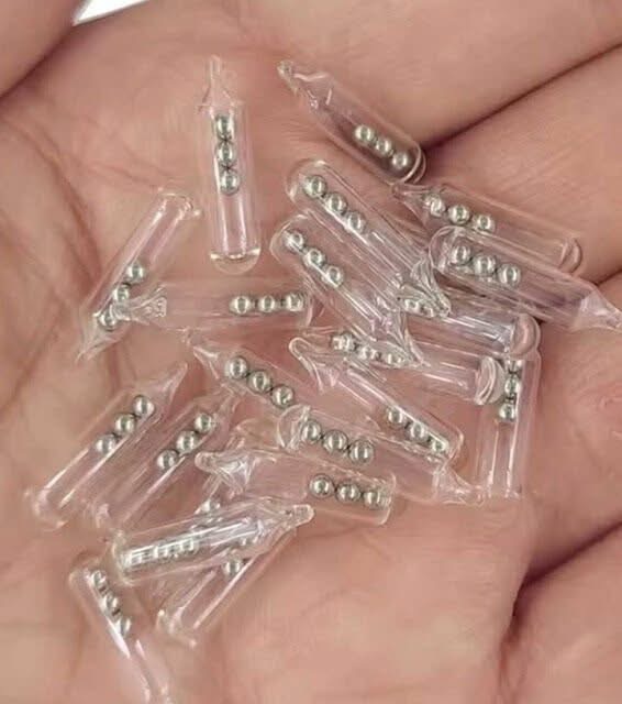 I found a bag full of strange glass tubes in my late uncle’s bedroom drawer. I have no idea what they’re for, but I’m really intrigued….⤵️