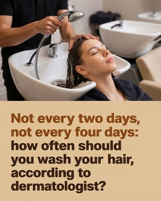 Here’s how often should you wash your hair, according to experts.👇