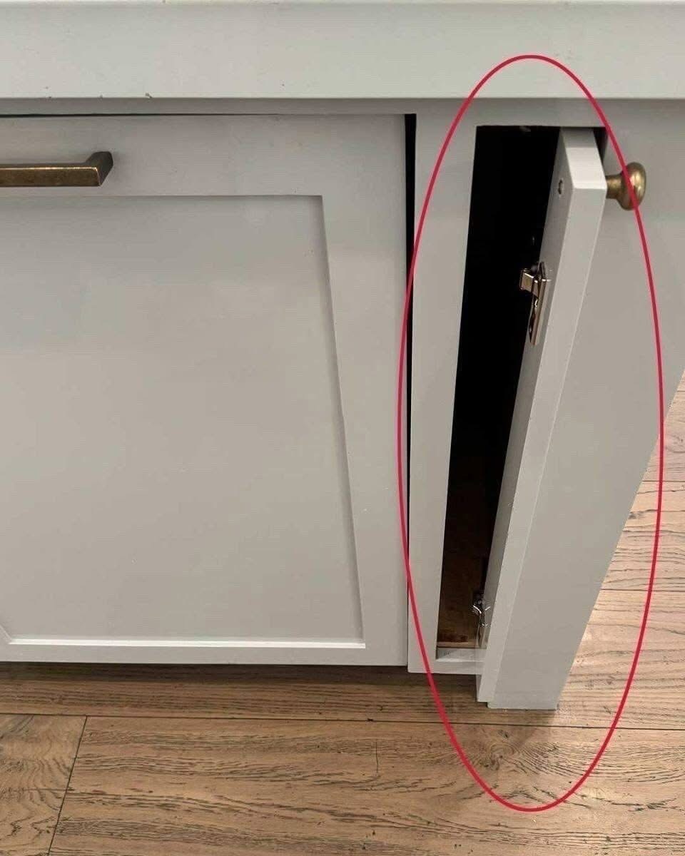 Does anyone have any idea what this is used for? Seems like a waste Full 😱read is in the first comment⤵️