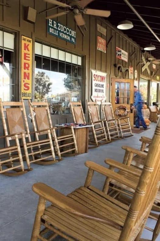 I’ve Been To Cracker Barrel 100’s of Times, But Never Knew This…See below👇