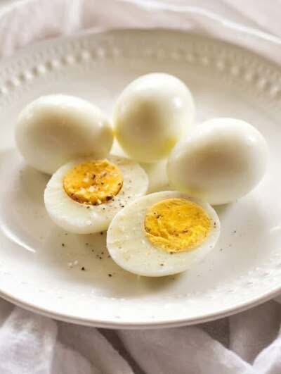 Doctors reveal that eating boiled eggs in the morning causes…See below