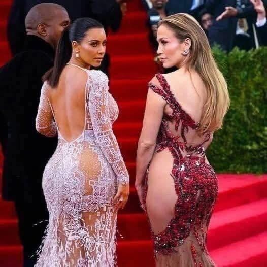 Jennifer Lopez, 54,, is showing off her new boyfriend… and you better sit down, because you might recognize him! Photo in comments